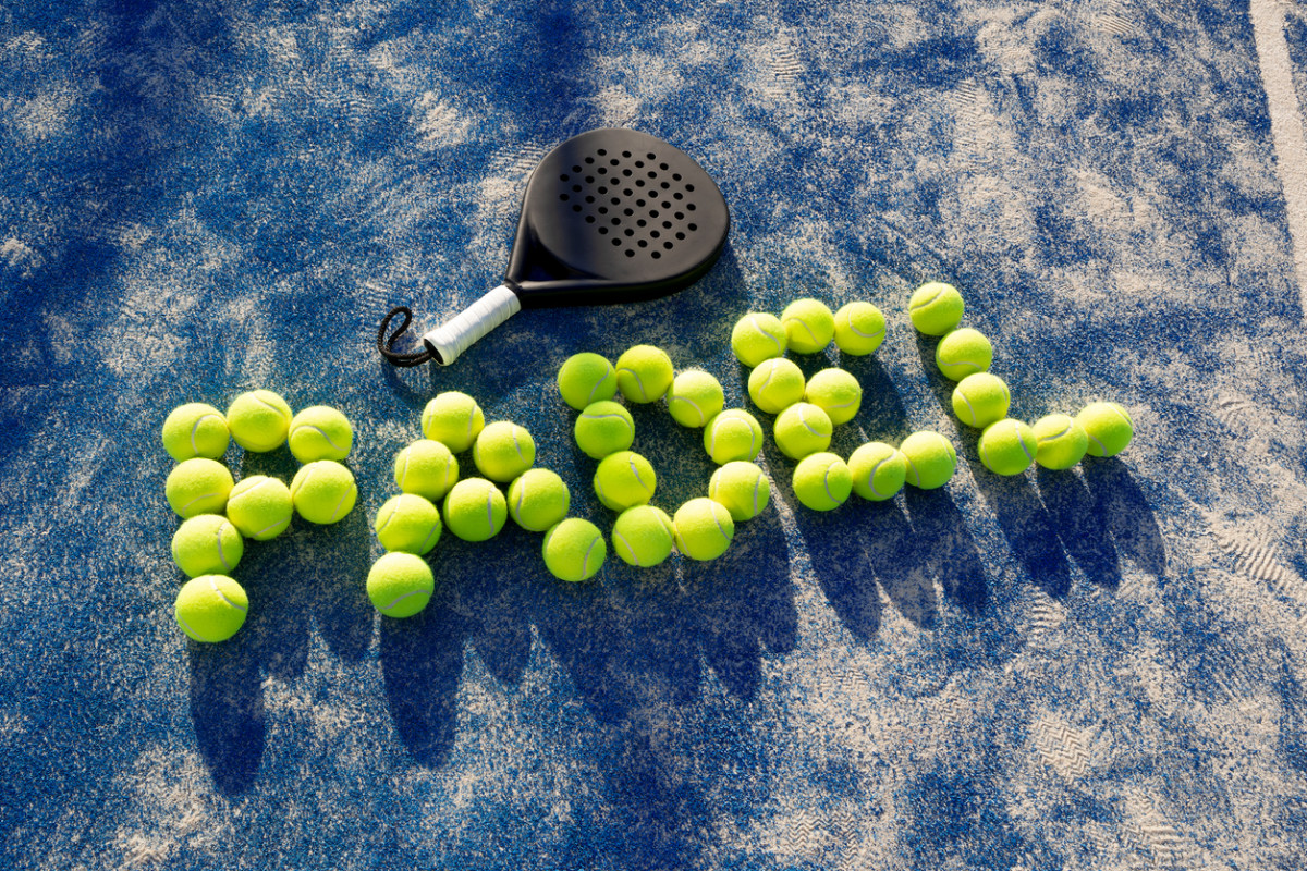 Padel training schedule based on playing level