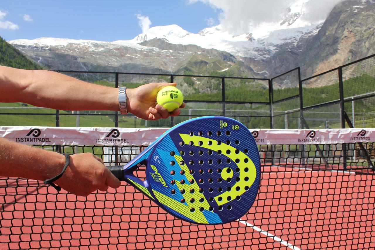 Padel etiquette guidelines for respectful play on the court